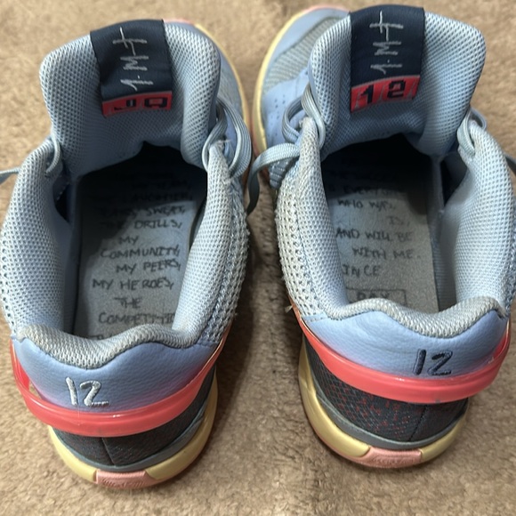 Nike Ja 1. Mens size 9.5. Worn only on indoor basketball courts. - Picture 5 of 7